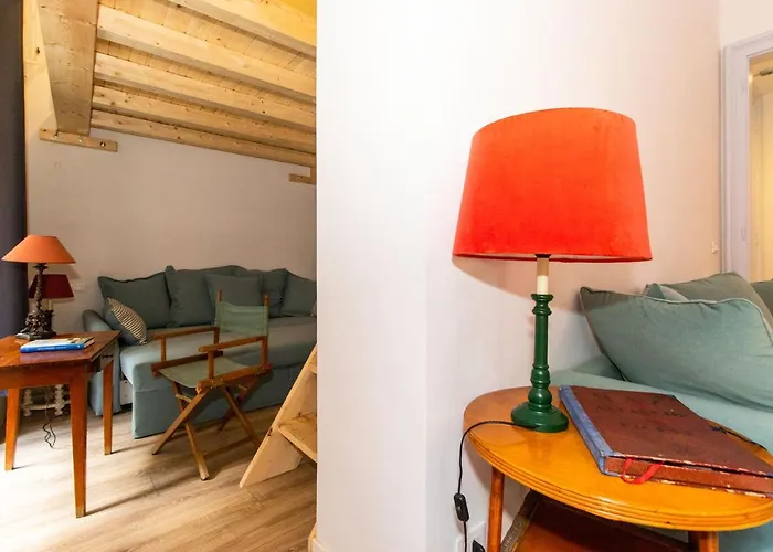 Piazza Castello Elegant