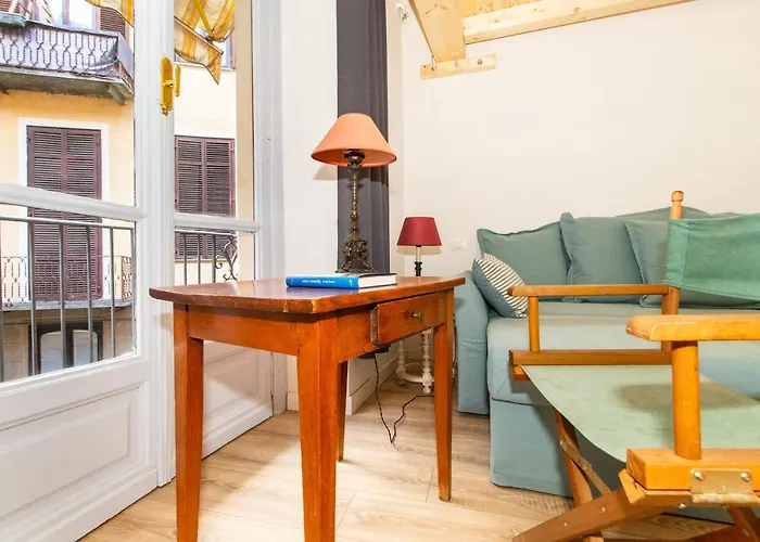 Apartment Piazza Castello Elegant